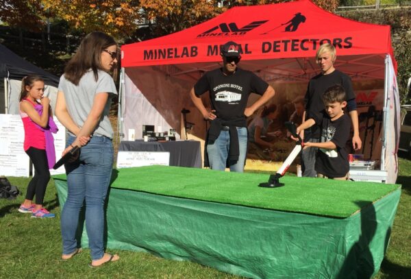 MINELAB Metal Detectors in Arrowtown